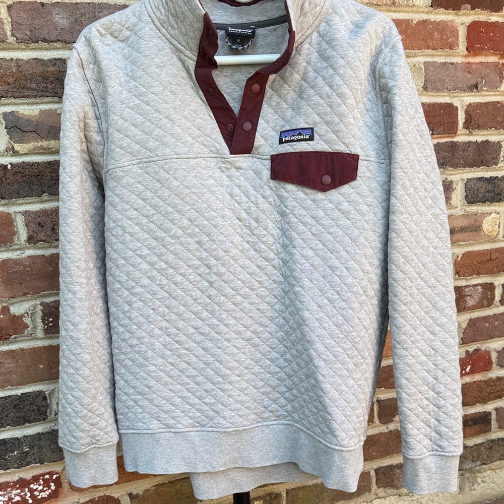 Patagonia Gray Pullover Sweater